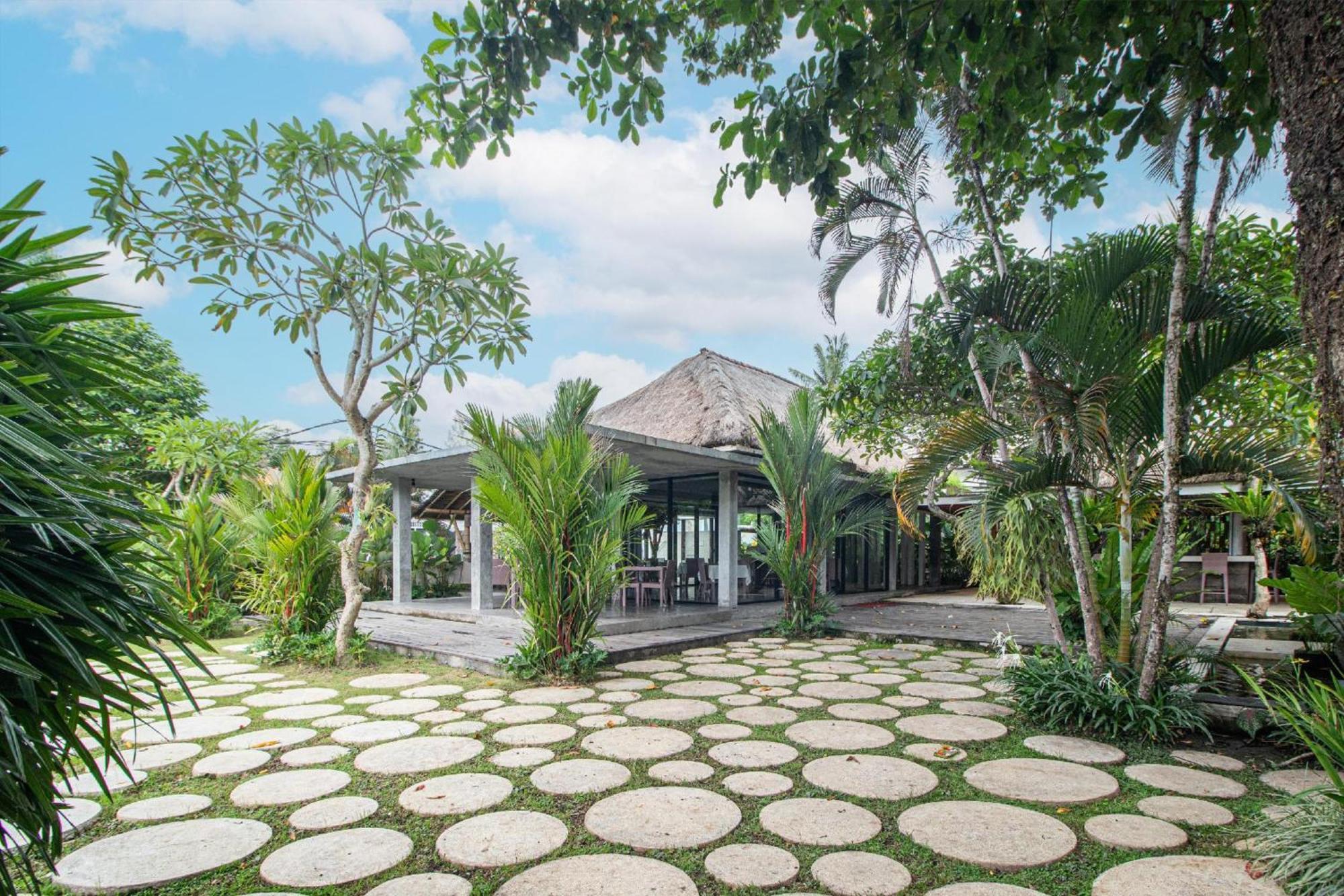 Belvilla Y Resort Near Central Ubud Екстериор снимка