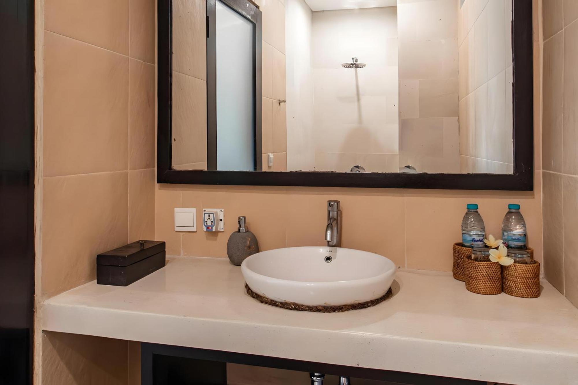 Belvilla Y Resort Near Central Ubud Екстериор снимка
